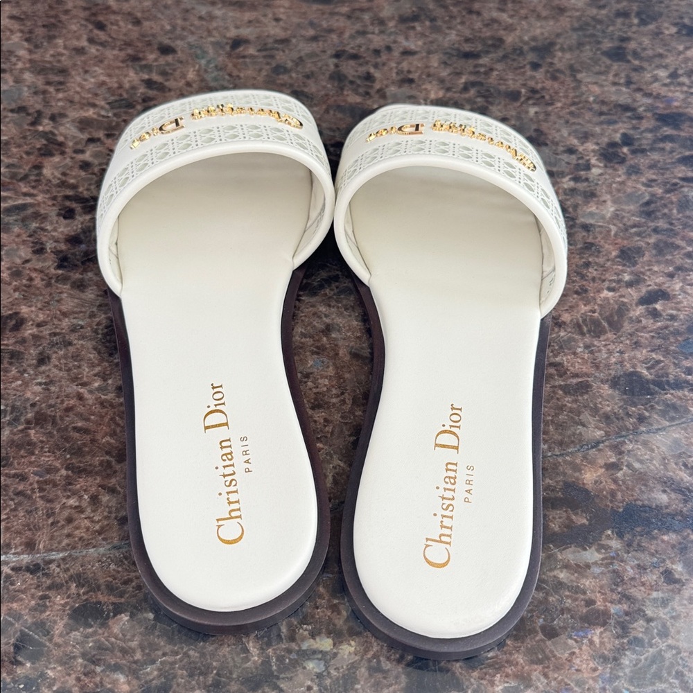 Christian Dior d-lane off white gold logo perforated flats slides sandals sz 38 - Picture 4 of 10